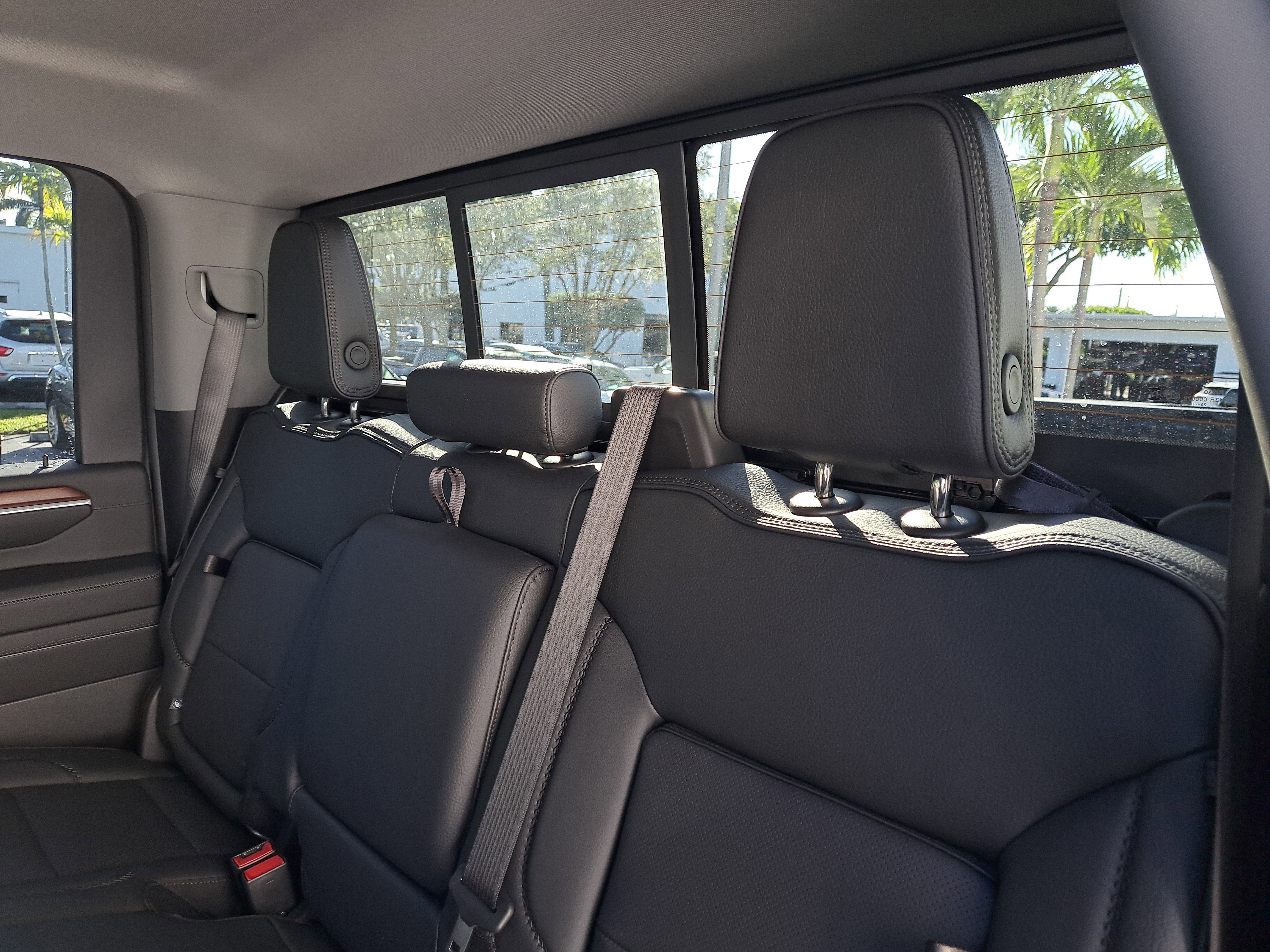 New 2026 GMC Sierra 2500 Denali w/ Denali Reserve Package image 12