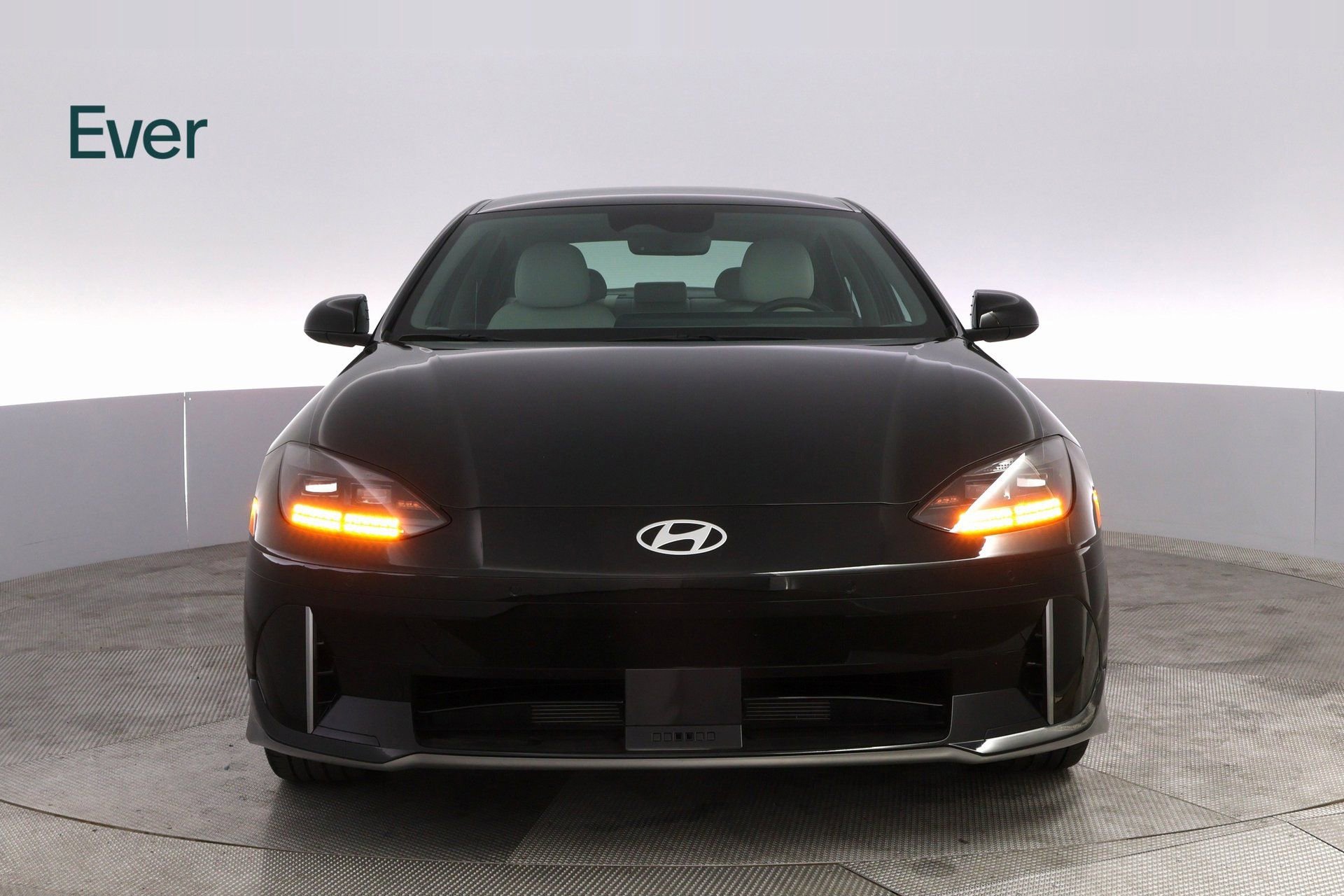 Used 2024 Hyundai Ioniq 6 SEL image 3