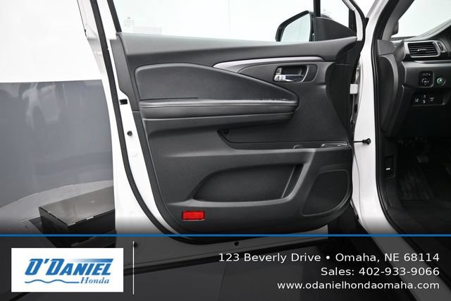 Used 2023 Honda Ridgeline Sport image 23