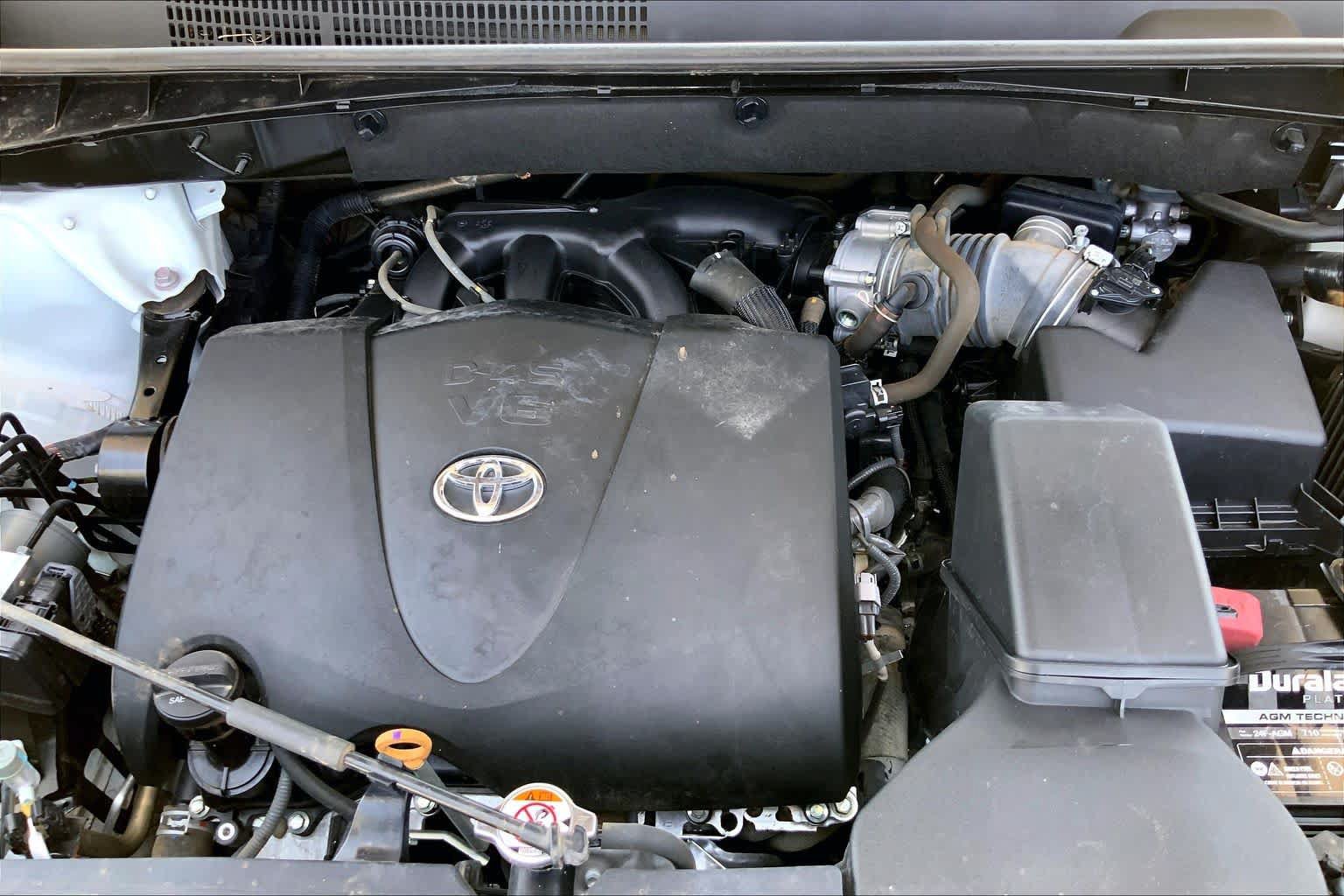 Used 2019 Toyota Highlander XLE FWD image 33