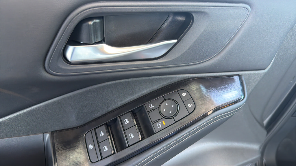 New 2026 Nissan Rogue SV AWD/4WD image 23