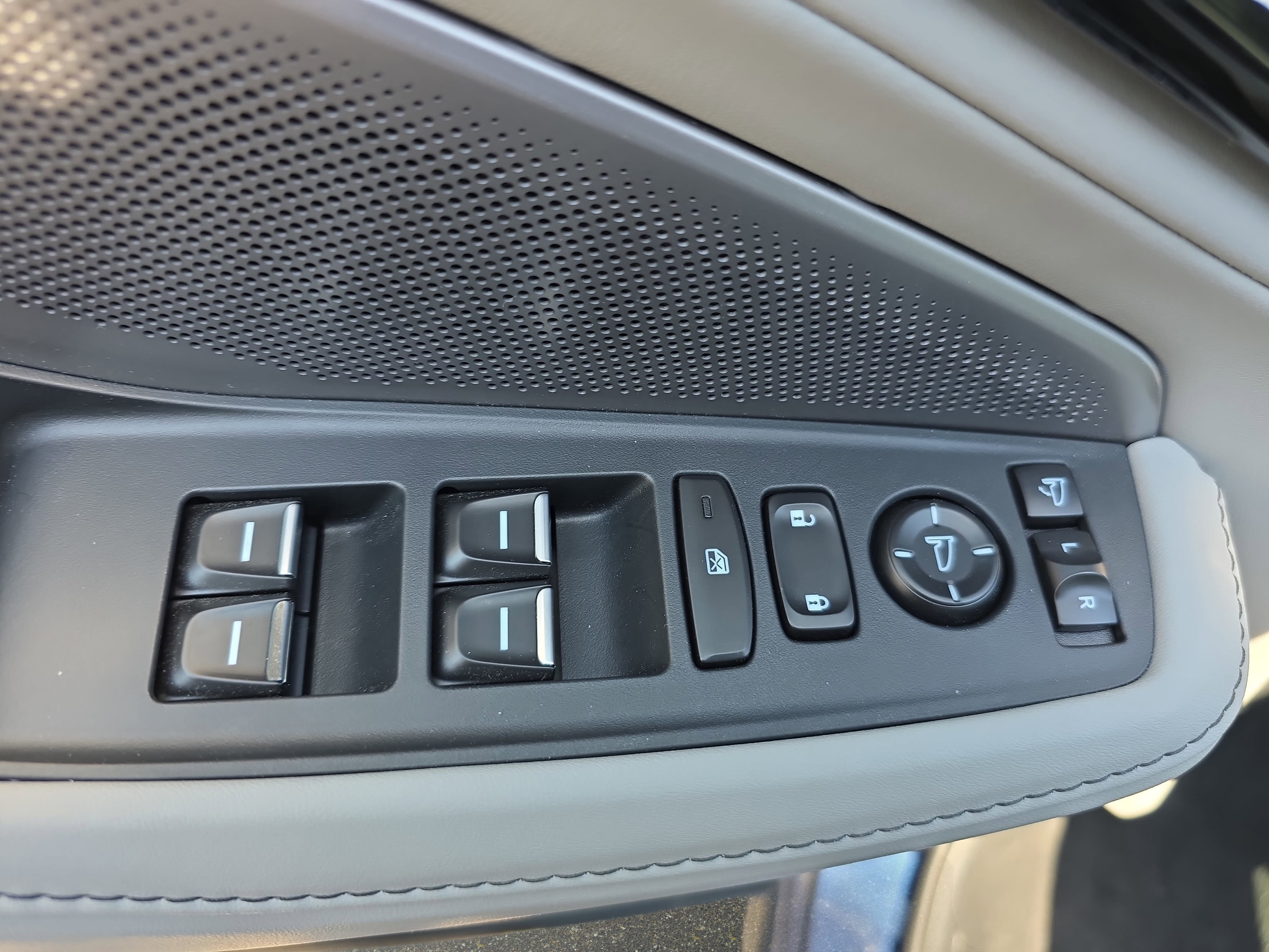 Certified 2026 Acura MDX FWD w/ Technology Package image 26