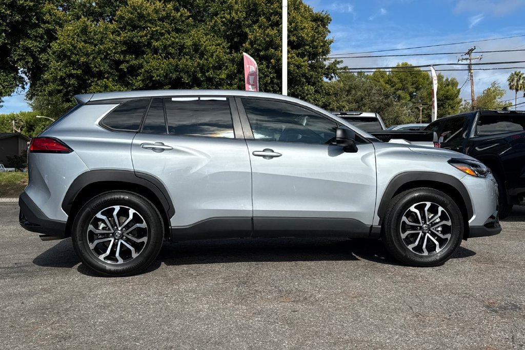 Certified 2025 Toyota Corolla Cross AWD Hybrid image 2