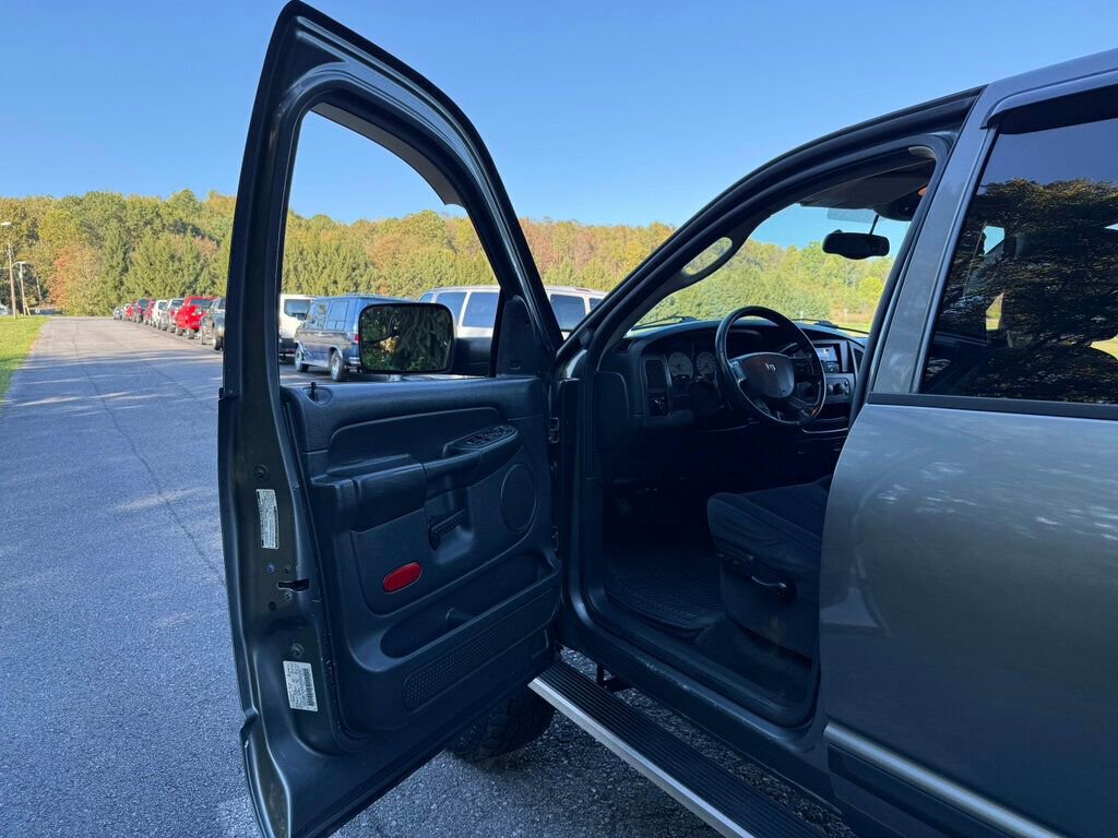 Used 2005 Dodge Ram 2500 Truck SLT image 22