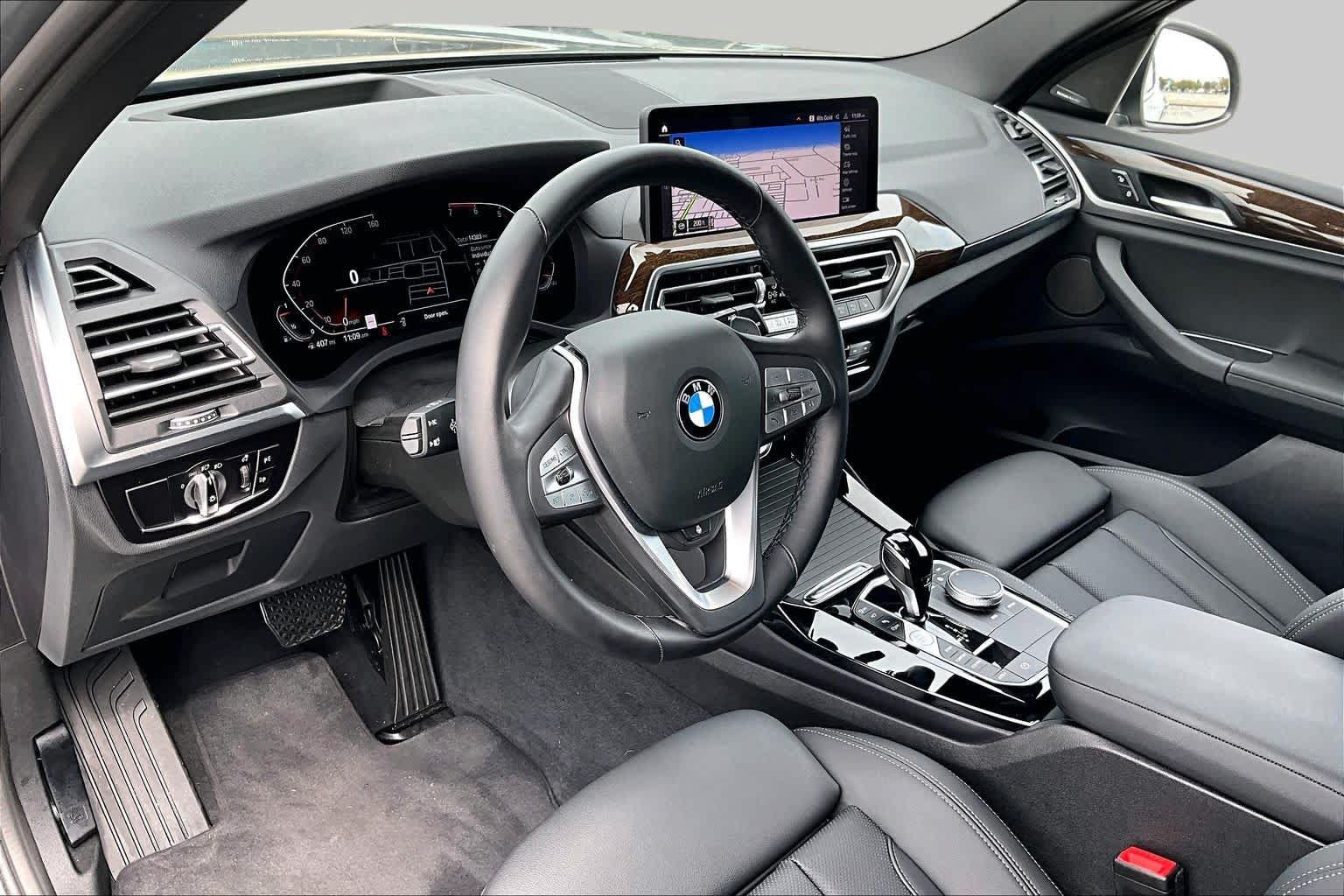 Used 2024 BMW X3 sDrive30i w/ Premium Package w/ZPA RWD image 18