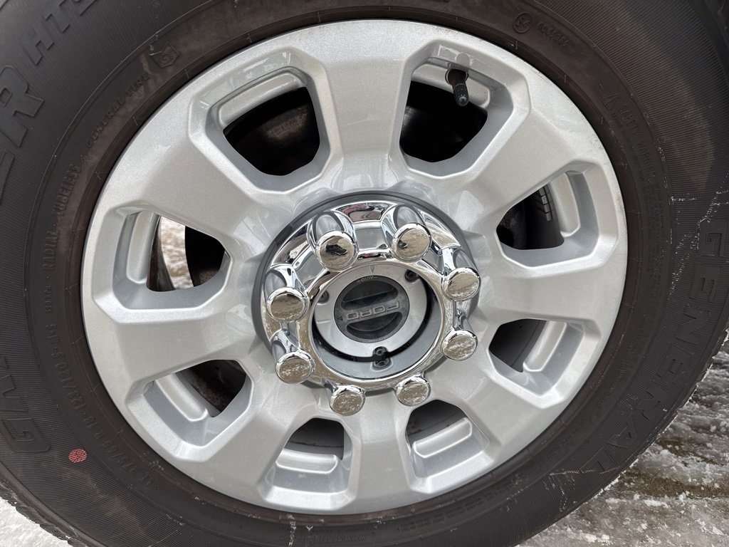 Certified 2023 Ford F250 XLT w/ 360-Degree Camera Package image 32