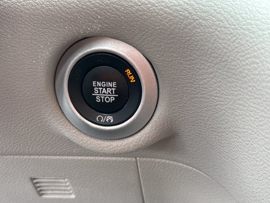 Used 2023 Chrysler Voyager LX FWD image 38
