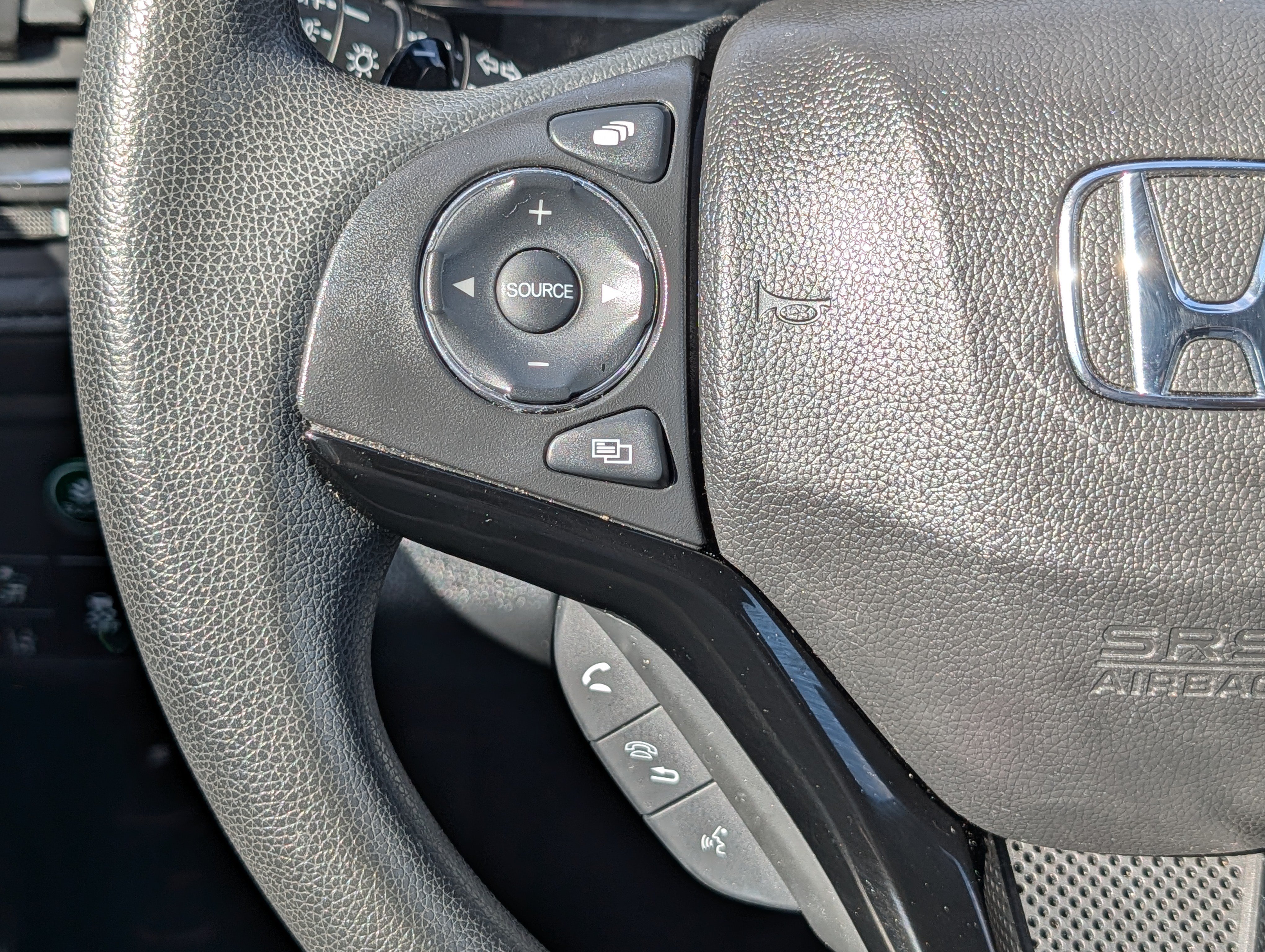 Used 2021 Honda HR-V EX image 31