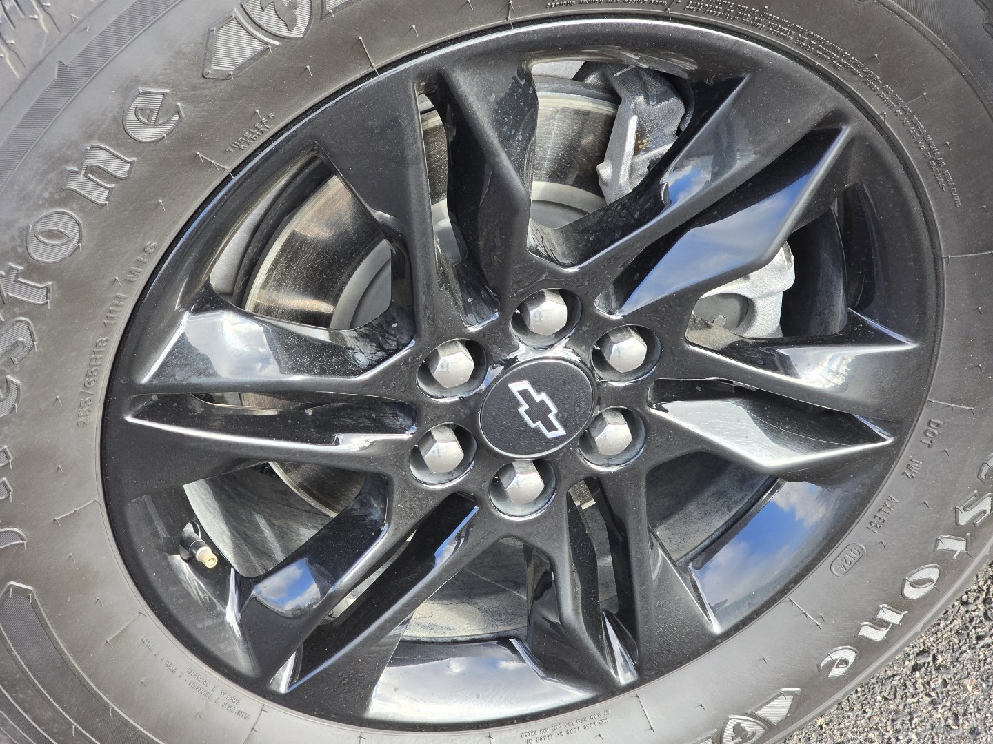 Used 2023 Chevrolet Traverse LT image 18