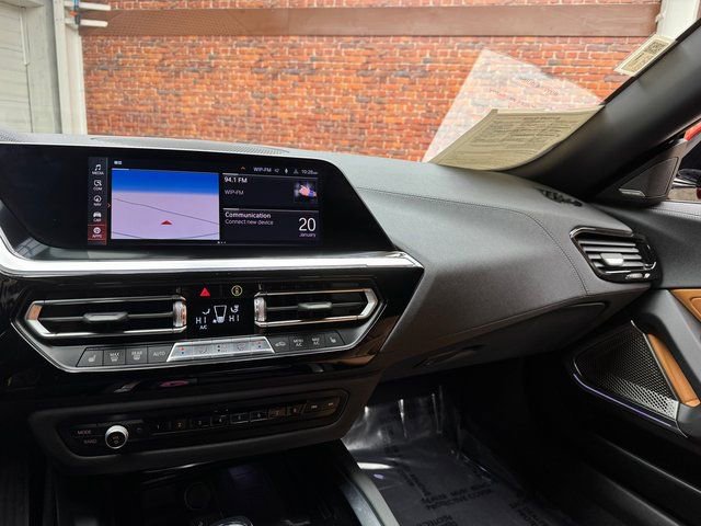 Certified 2023 BMW Z4 sDrive30i w/ Dynamic Handling Package image 17