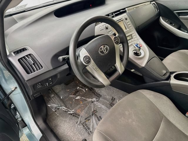 Used 2015 Toyota Prius Prime Plug-In Hybrid FWD image 9