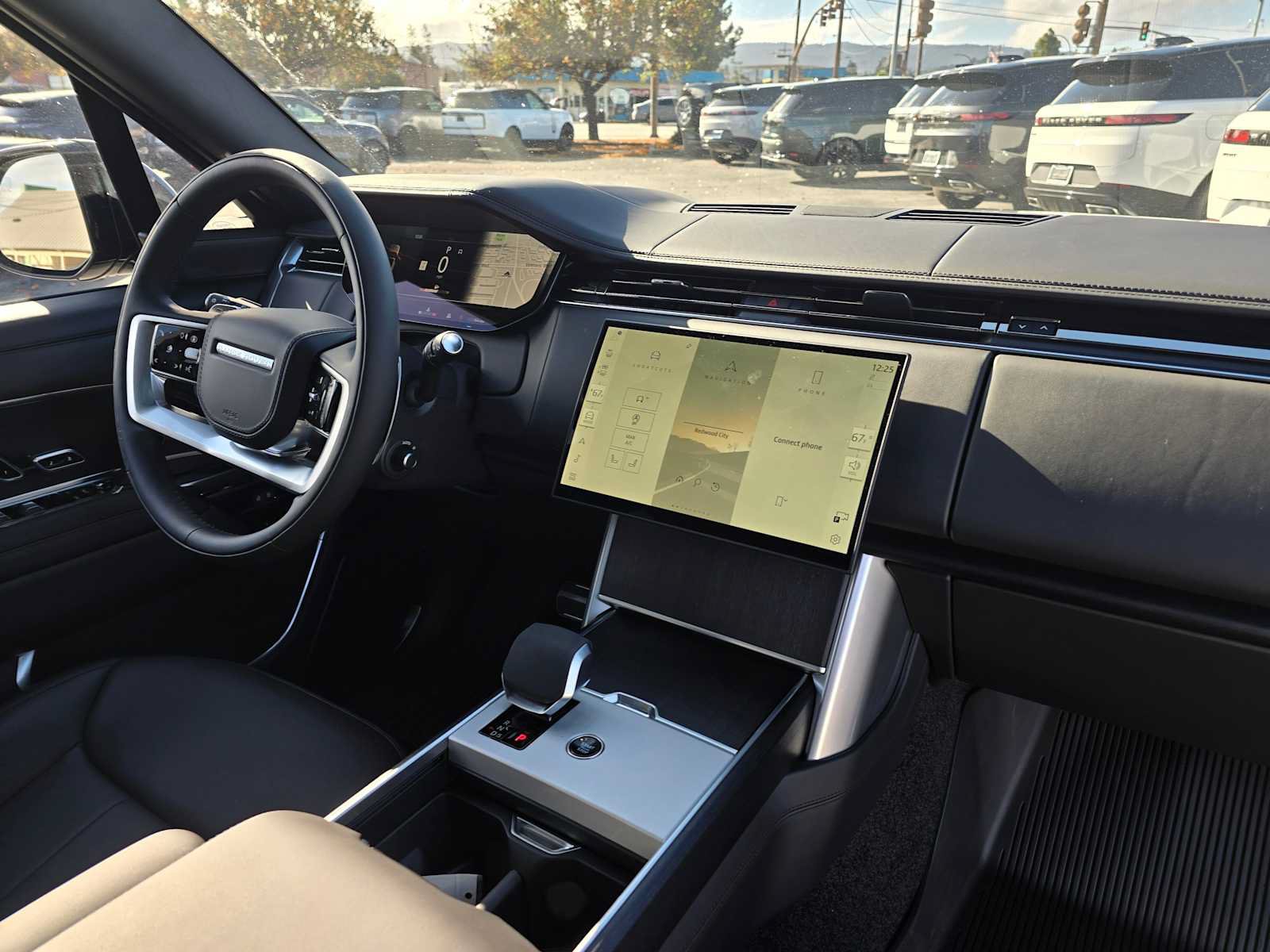 New 2025 Land Rover Range Rover SE AWD/4WD image 12