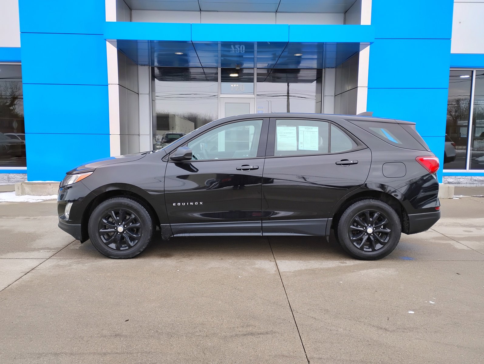 Used 2019 Chevrolet Equinox LS image 30