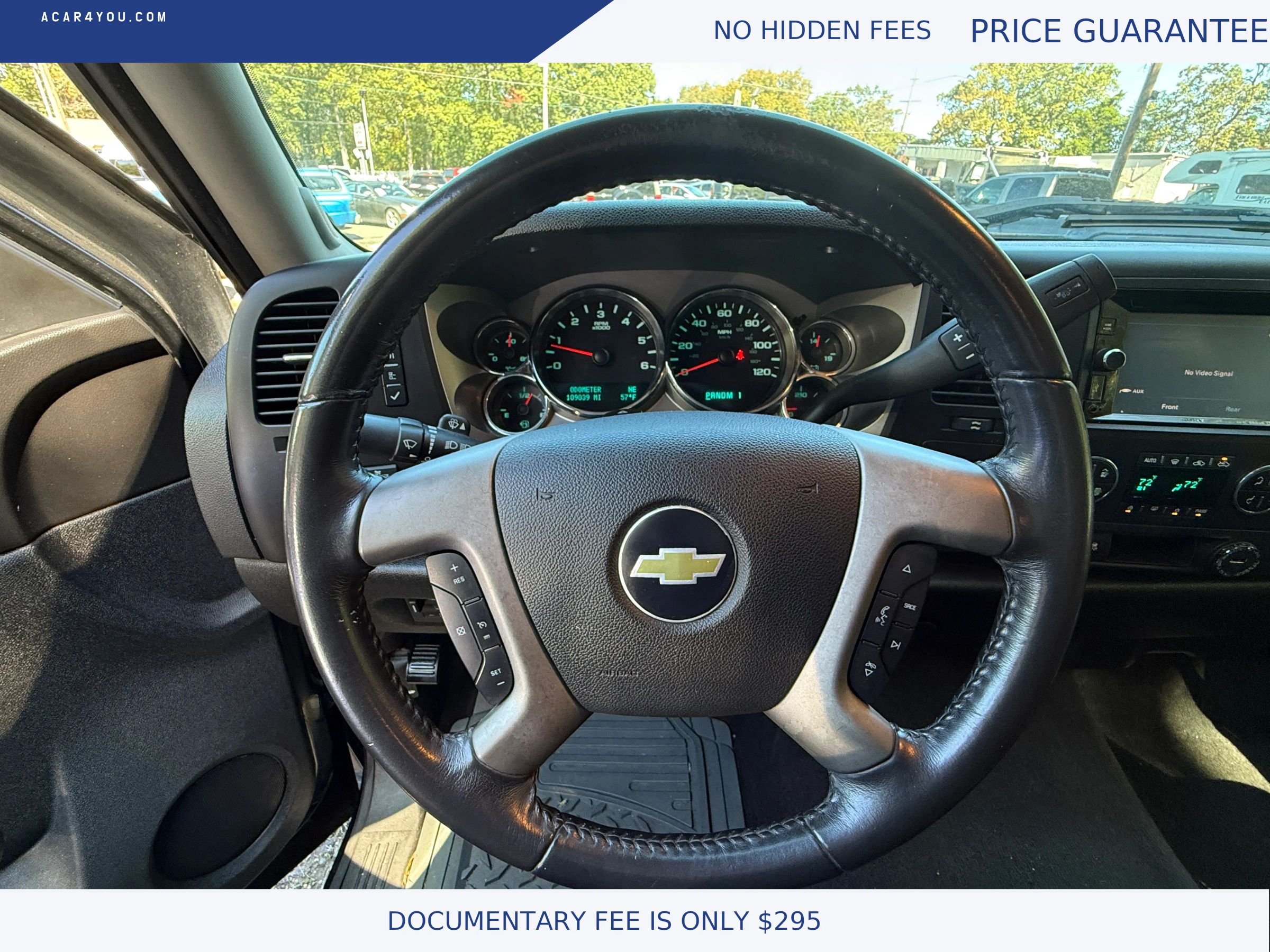 Used 2010 Chevrolet Silverado 2500 LT w/ Interior Plus Package AWD/4WD image 14