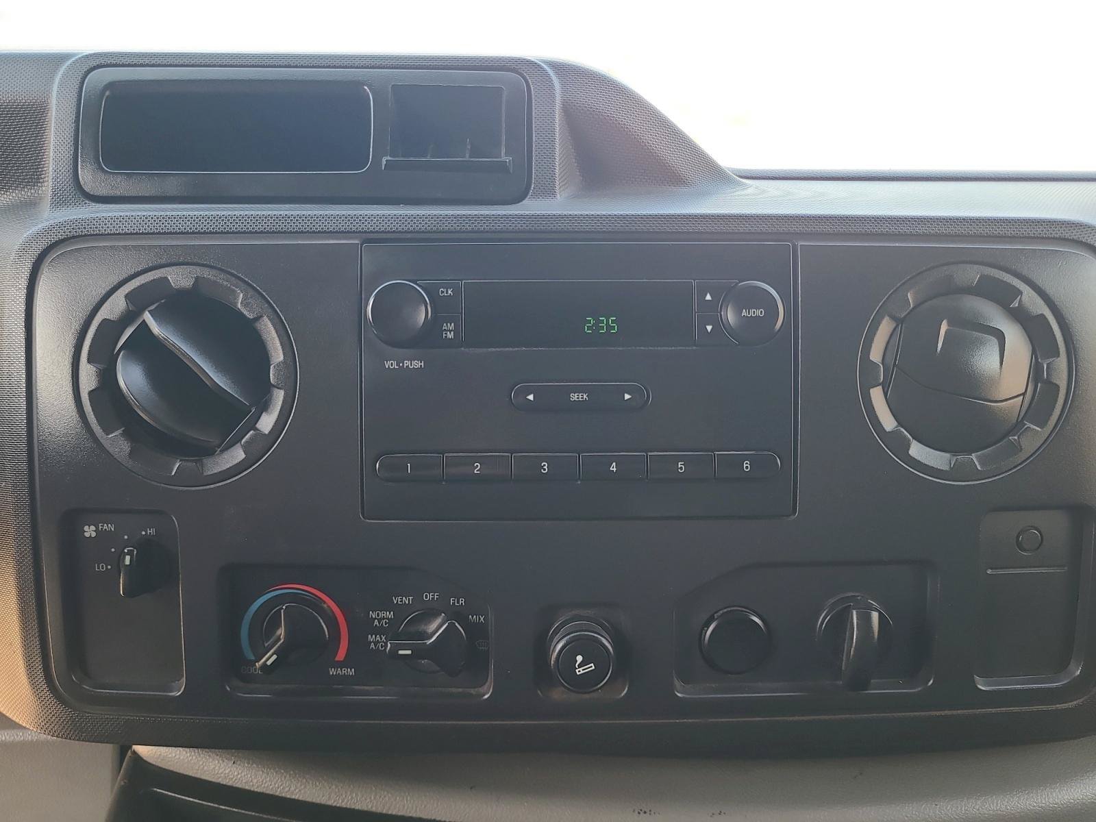 Used 2010 Ford E-250 and Econoline 250 RWD image 14