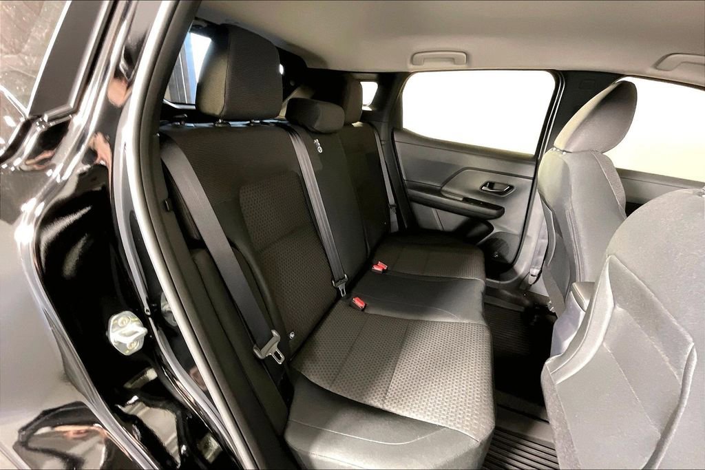 New 2026 Nissan Kicks S image 19