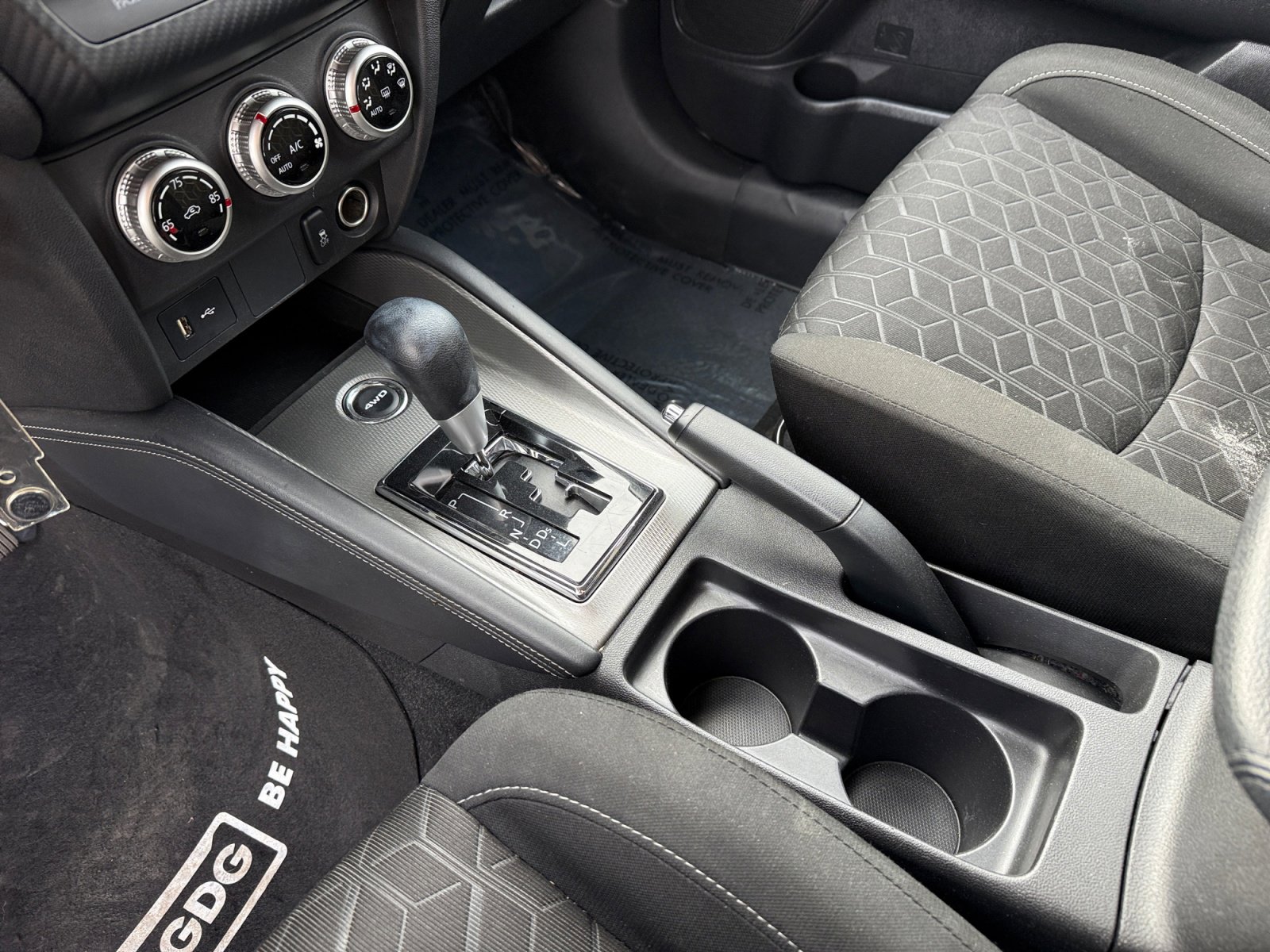 Used 2024 Mitsubishi Outlander Sport SE image 13