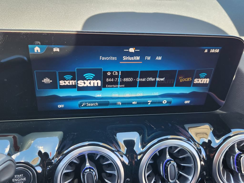 New 2026 Mercedes-Benz GLA 35 AMG 4MATIC image 16