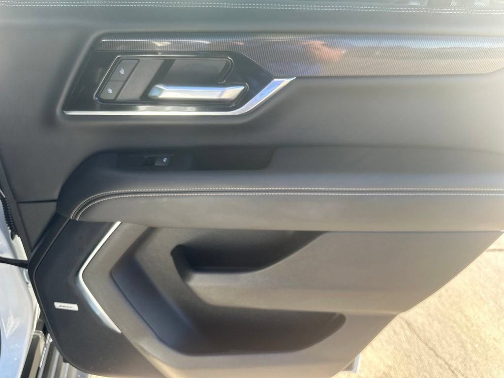 Certified 2025 GMC Yukon Elevation AWD/4WD image 27