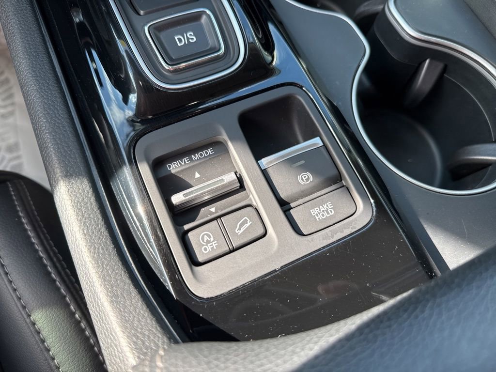 Certified 2023 Honda Pilot Touring image 25