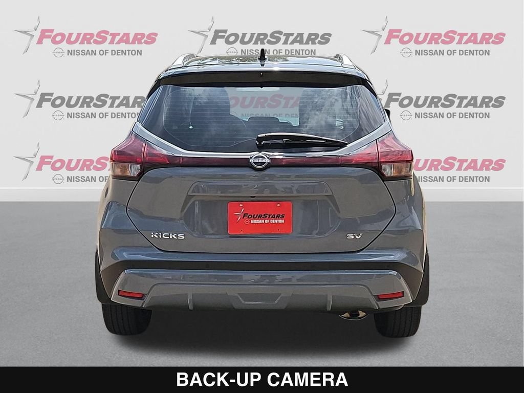 Used 2023 Nissan Kicks SV FWD image 5