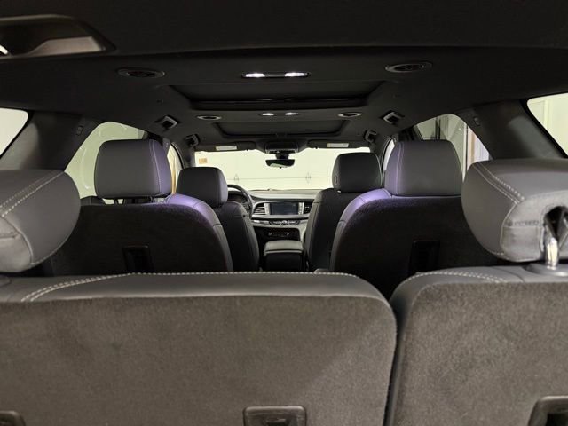 Certified 2023 Buick Enclave Essence w/ Experience Buick Package image 10