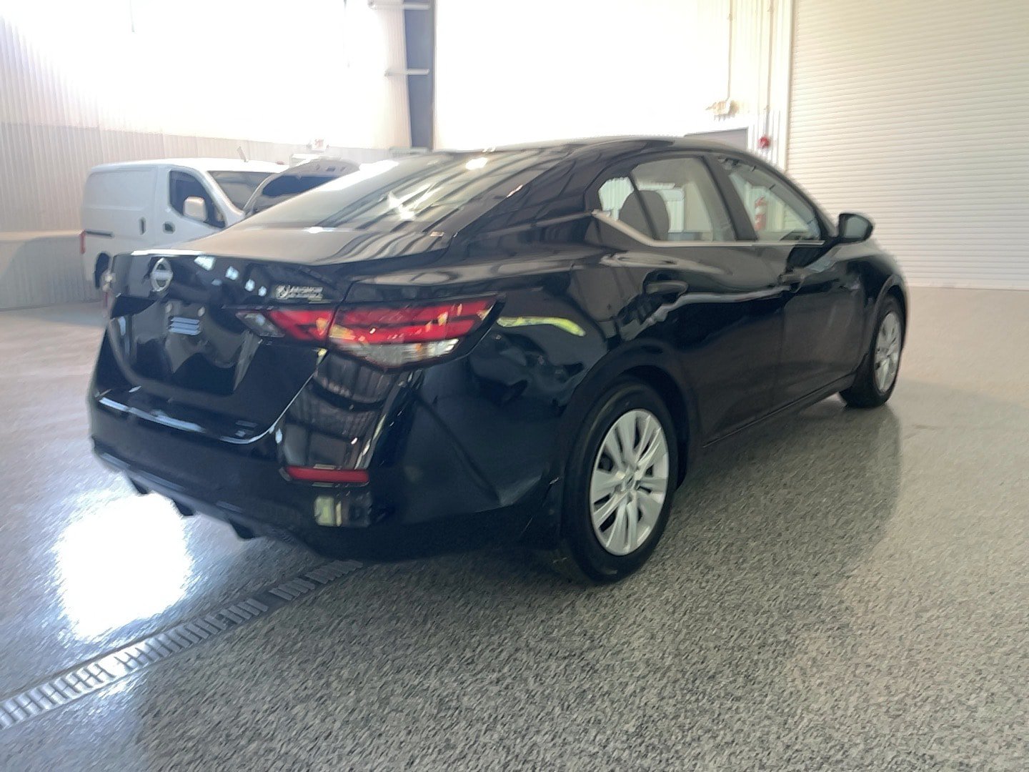 Used 2025 Nissan Sentra S FWD image 13