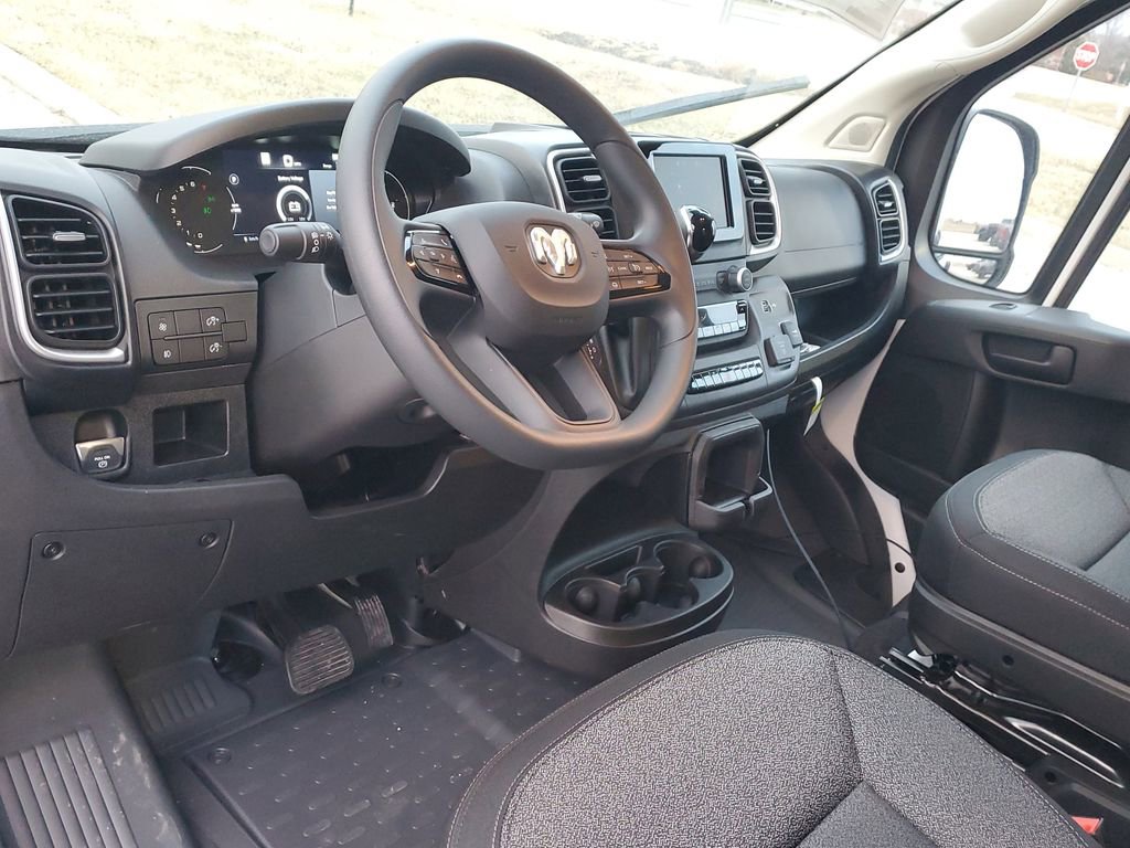 New 2025 RAM ProMaster 1500 w/ Quick Order Package 22G SLT image 16