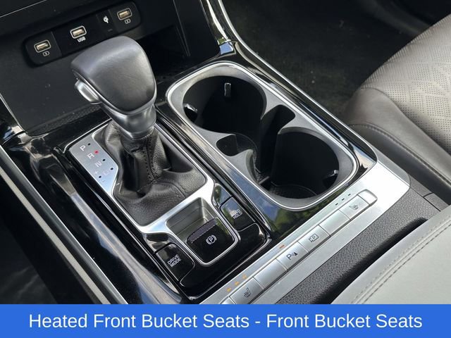 Used 2024 Kia Carnival EX image 8