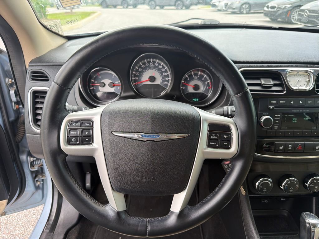 Used 2013 Chrysler 200 Limited FWD image 26