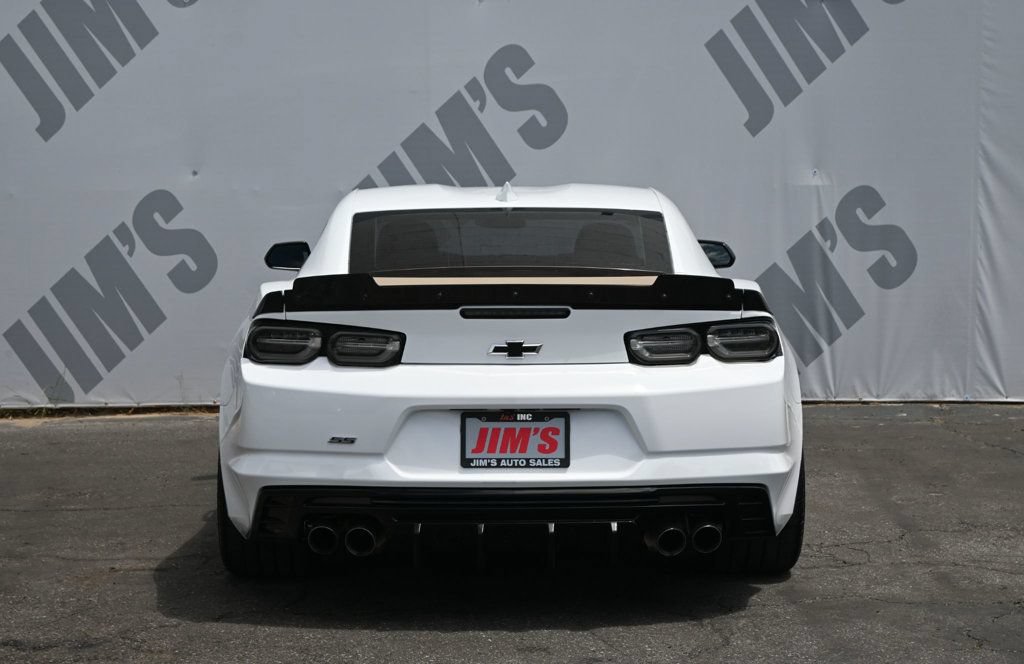 Used 2020 Chevrolet Camaro SS RWD image 6