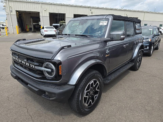 Used 2022 Ford Bronco Outer Banks AWD/4WD video 1