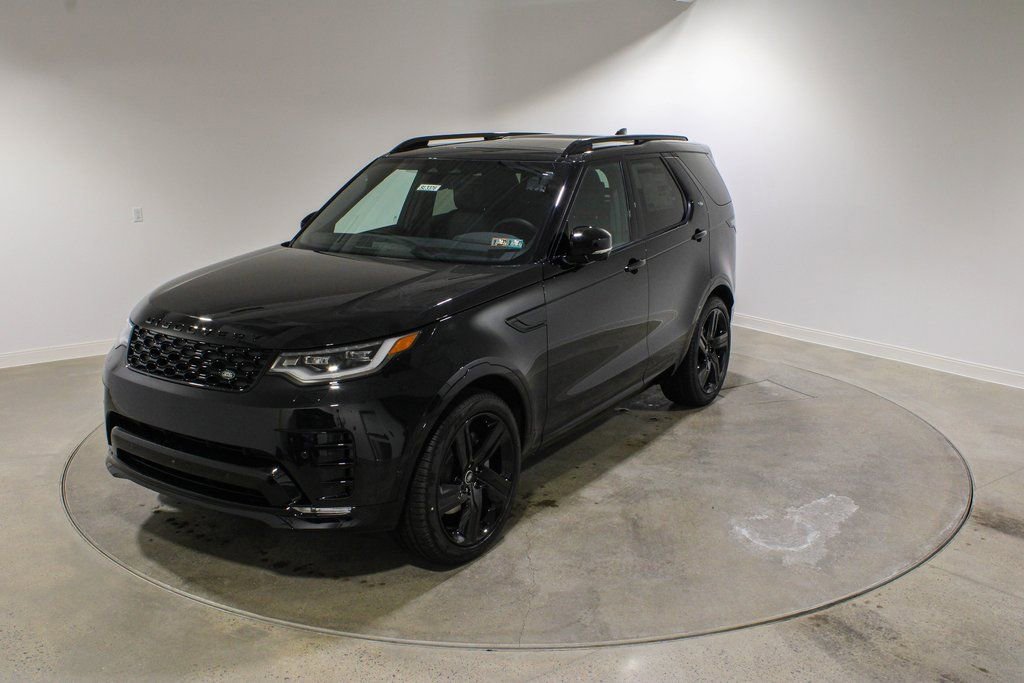 New 2026 Land Rover Discovery Dynamic SE image 1