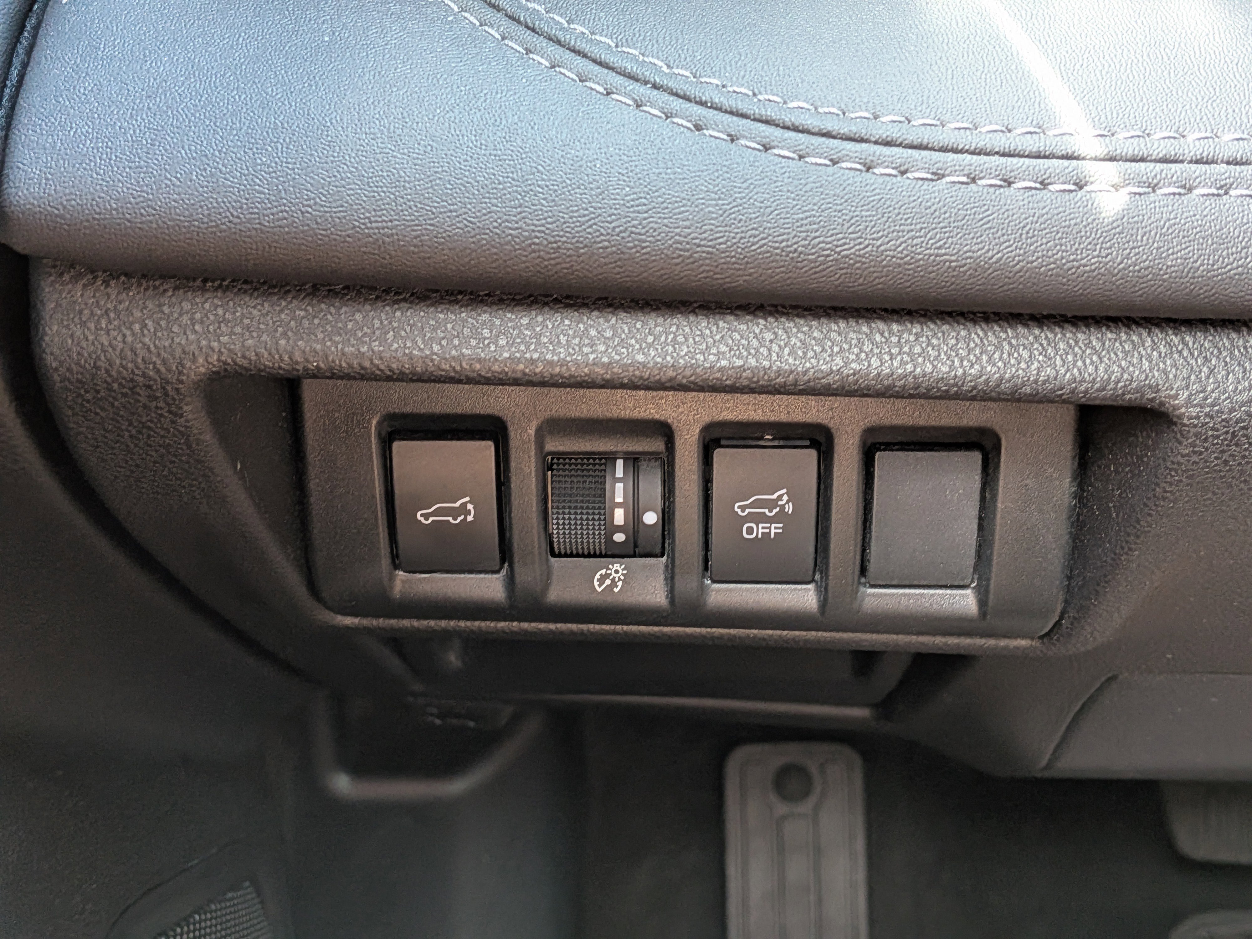 Used 2023 Subaru Outback Limited image 25