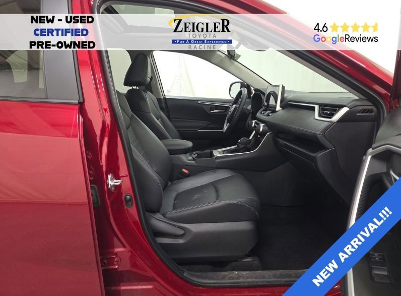 Used 2025 Toyota RAV4 XLE Premium w/ Weather Package AWD/4WD image 10
