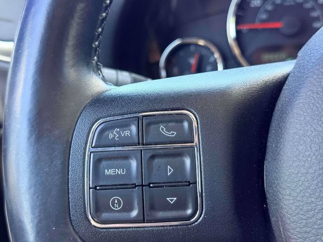 Used 2015 Jeep Wrangler Sahara w/ Connectivity Group AWD/4WD image 21