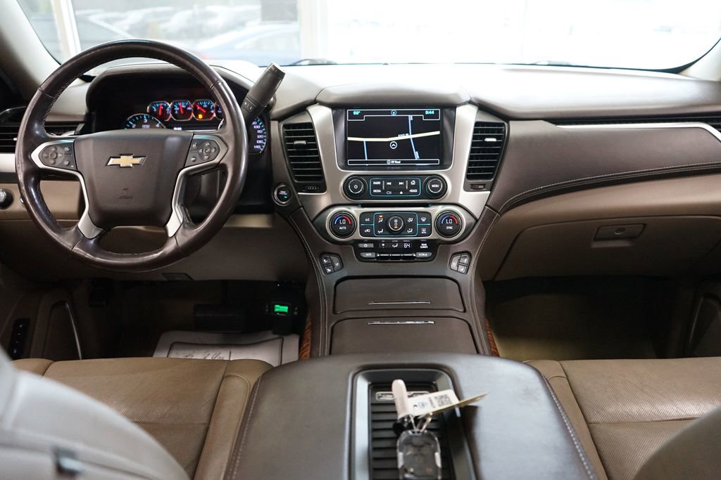 Used 2017 Chevrolet Suburban Premier AWD/4WD image 47