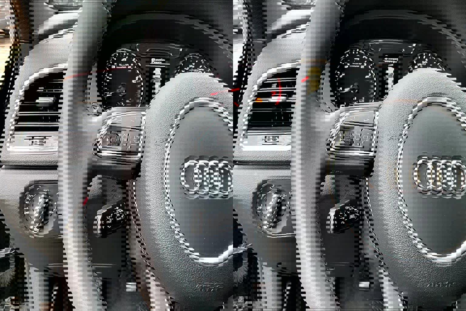 Used 2016 Audi Q3 2.0T Premium Plus w/ Technology Package AWD/4WD image 26