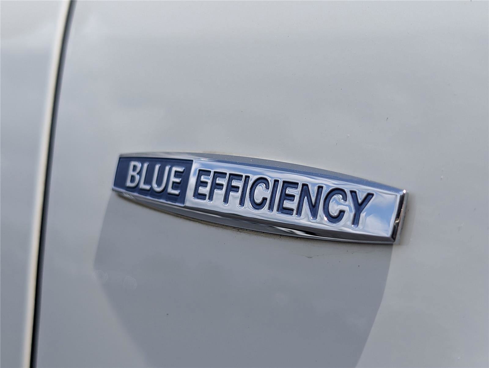Used 2012 Mercedes-Benz GL 320 BlueTEC 4MATIC image 41