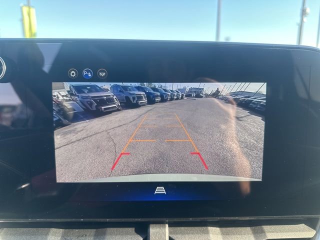 New 2026 Chevrolet Equinox LT image 24