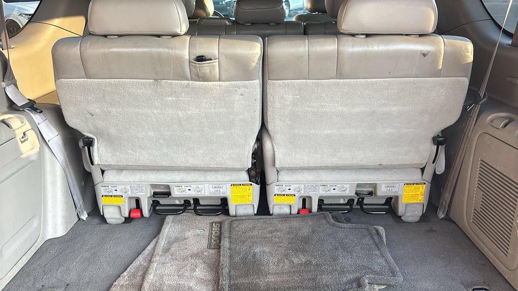 Used 2003 Toyota Sequoia Limited RWD image 29