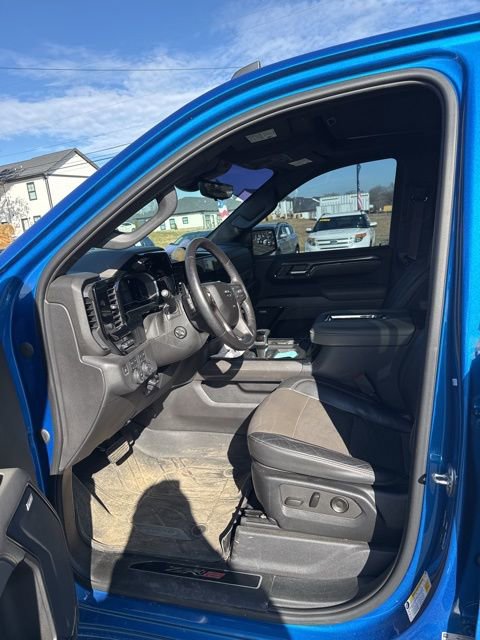 Used 2022 Chevrolet Silverado 1500 ZR2 w/ Technology Package image 22