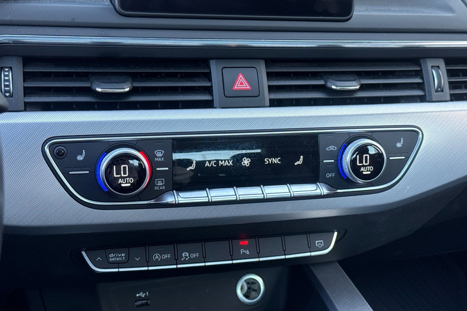 Used 2018 Audi A4 2.0T Ultra Premium Plus image 25