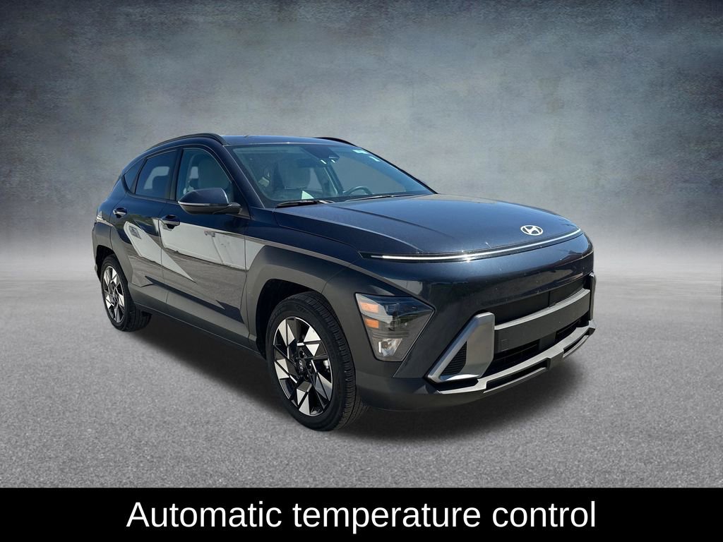 Used 2025 Hyundai Kona SEL image 8