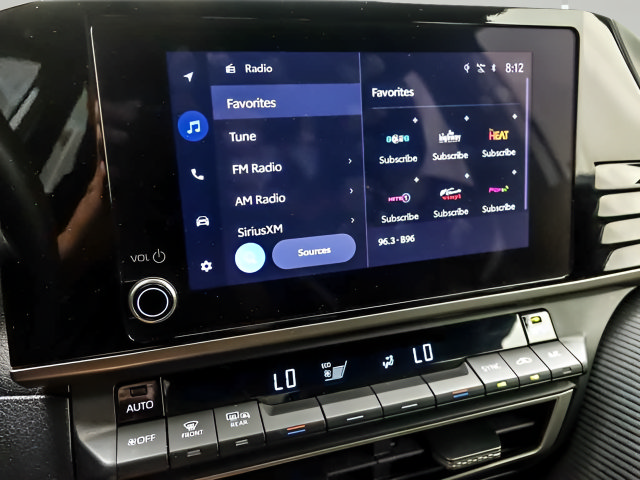 Certified 2025 Toyota Camry SE FWD image 14