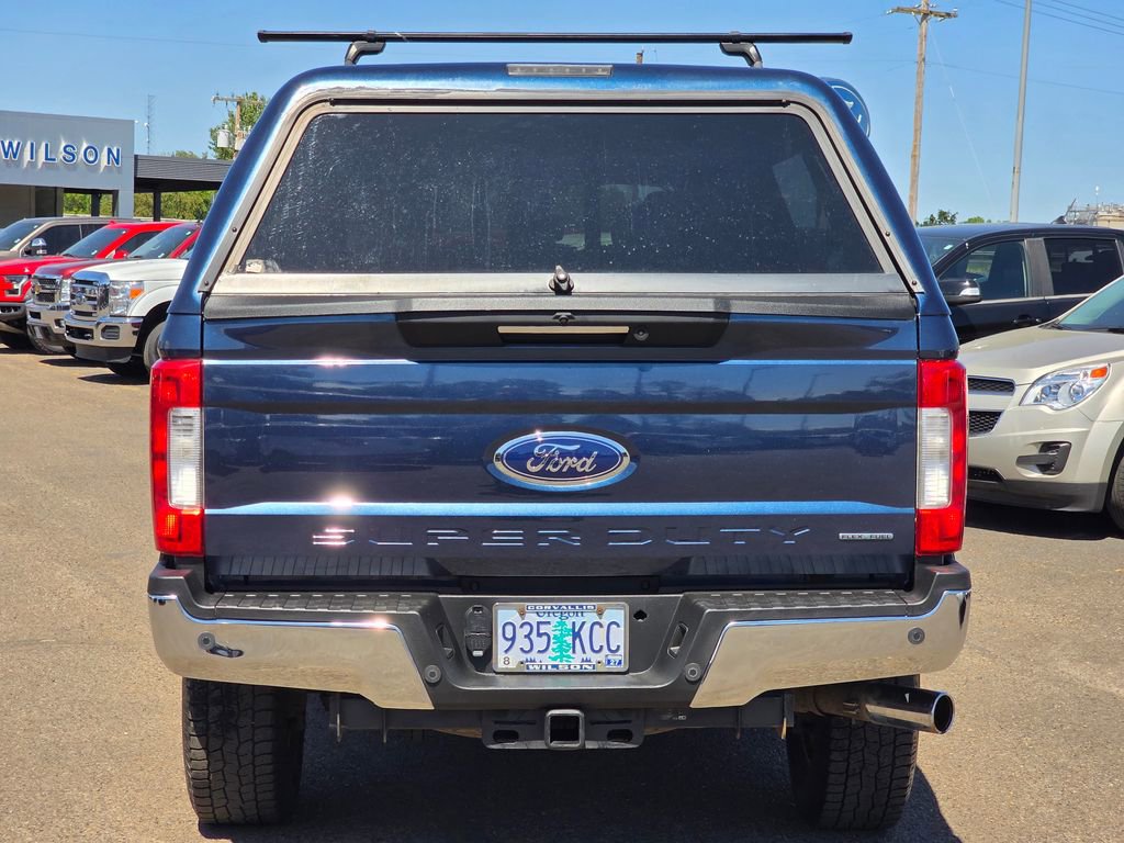 Used 2017 Ford F350 Lariat AWD/4WD image 7