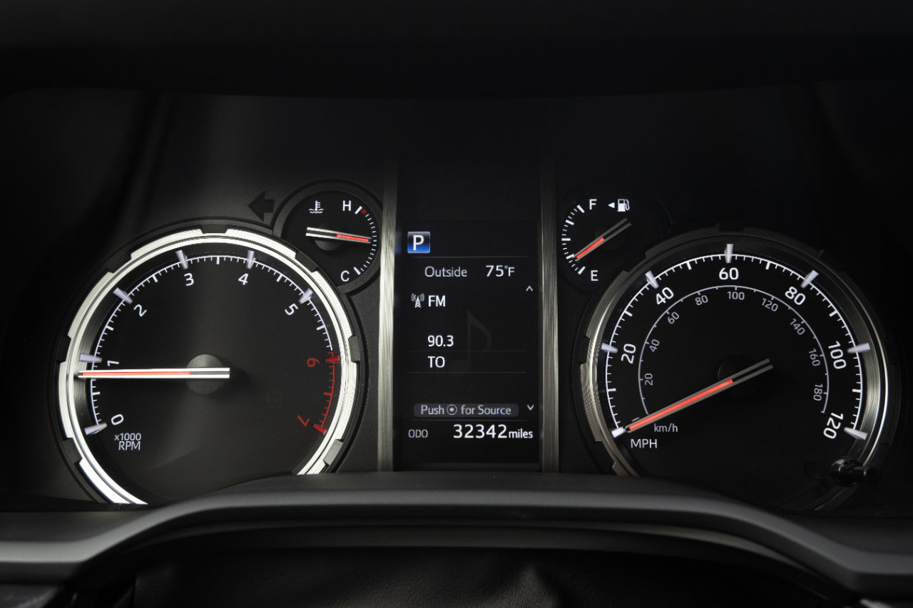 Used 2024 Toyota 4Runner TRD Off-Road image 37