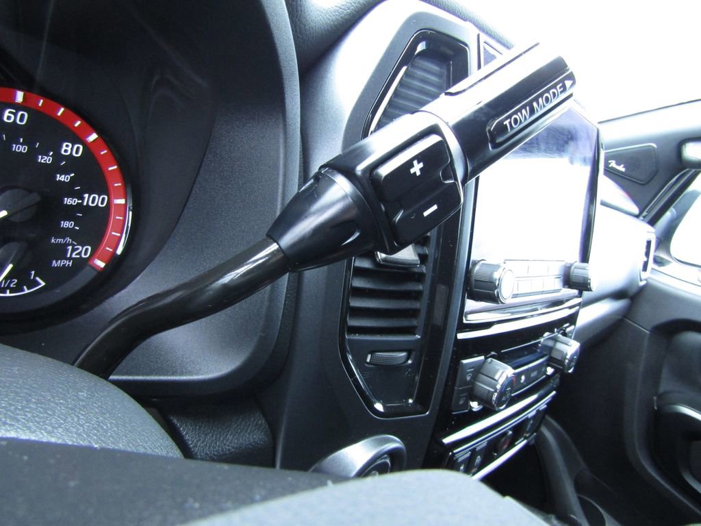 Used 2024 Nissan Titan PRO-4X w/ Pro-4x Utility Package image 21