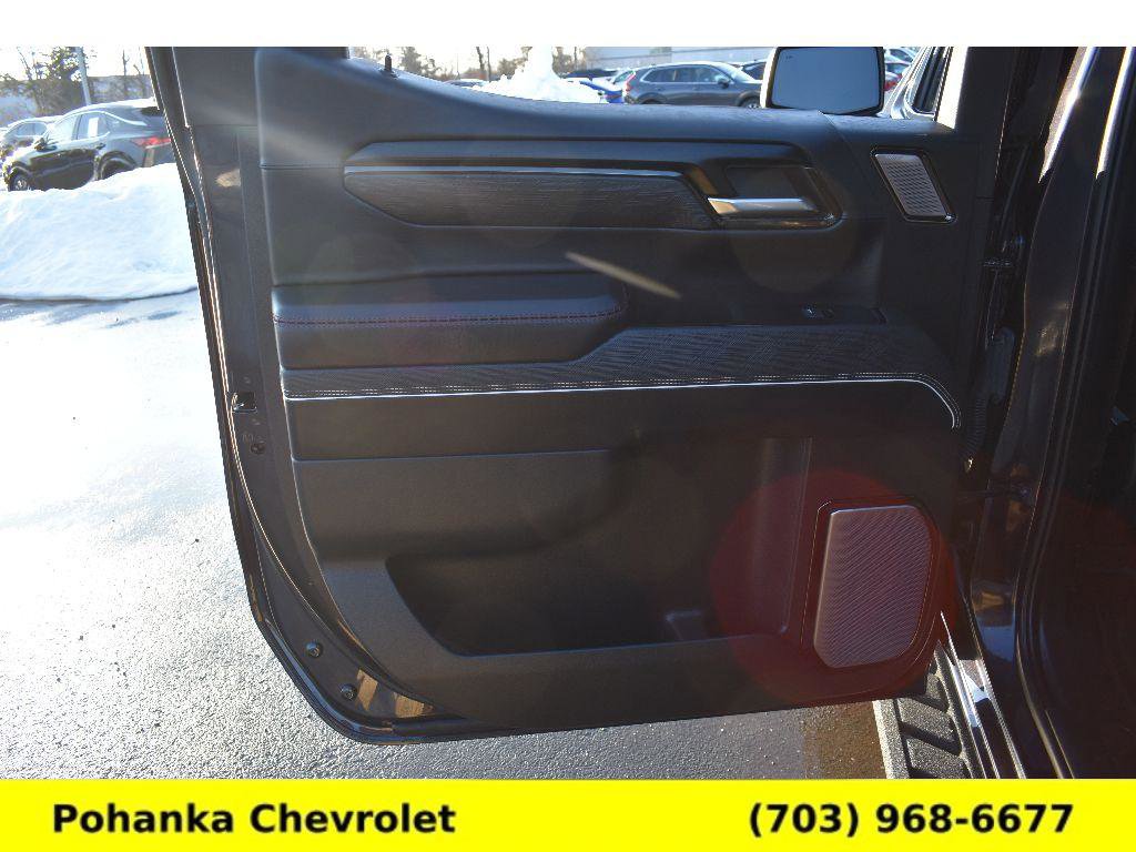 Used 2022 GMC Sierra 1500 AT4X image 26