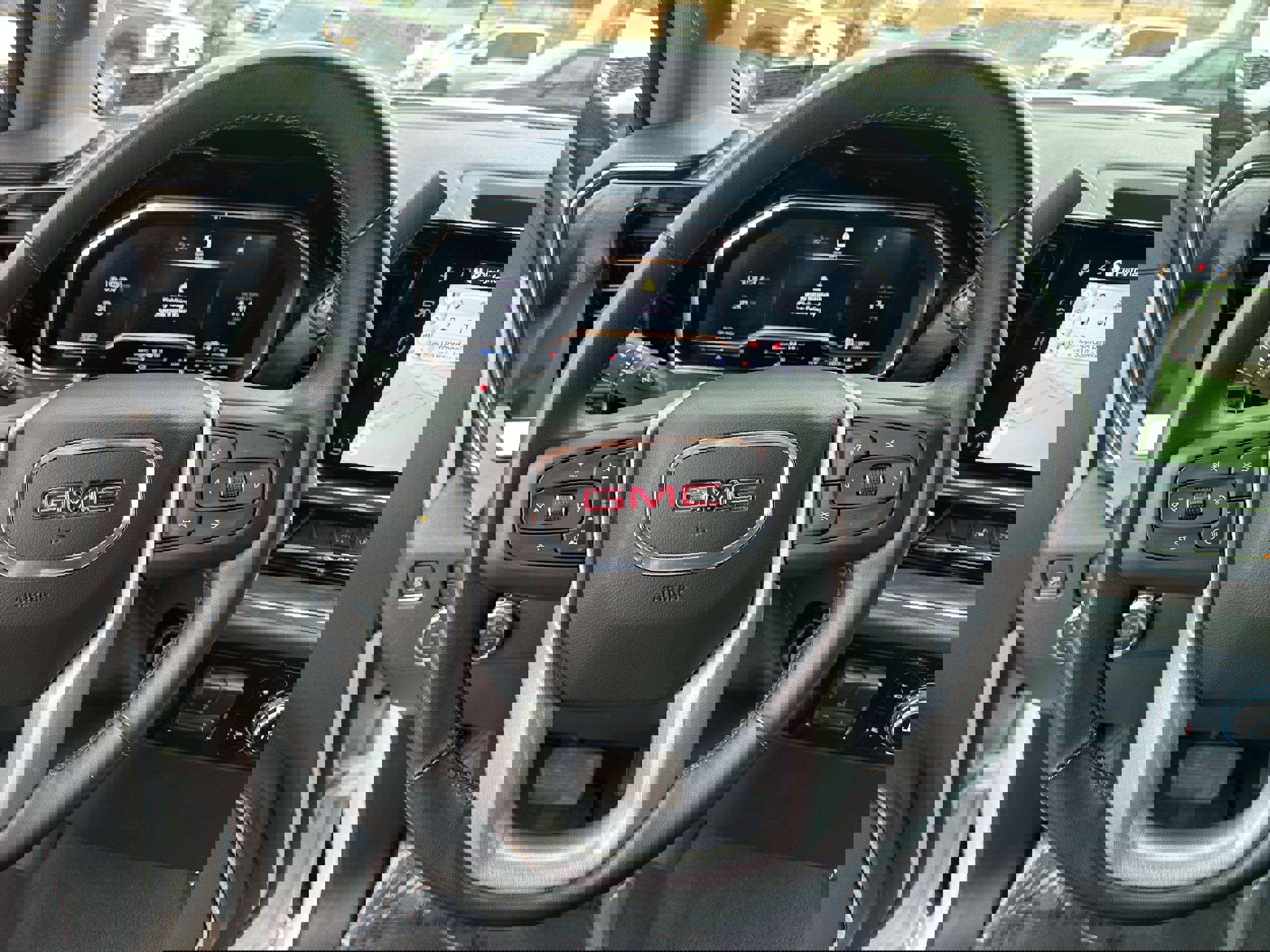 Used 2025 GMC Sierra 1500 SLT image 40